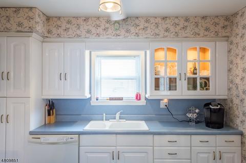 123 Monroe St, Haskell, NJ 07420 photo 16
