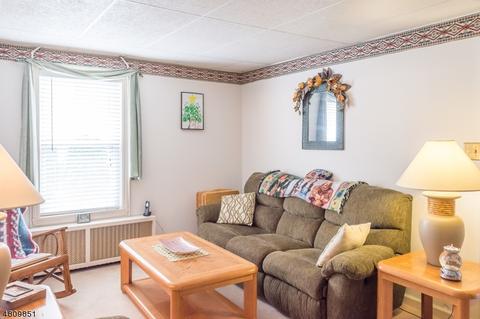 123 Monroe St, Haskell, NJ 07420 photo 8