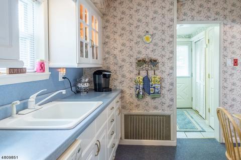 123 Monroe St, Haskell, NJ 07420 photo 14