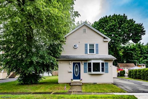 123 Monroe St, Haskell, NJ 07420 photo 1