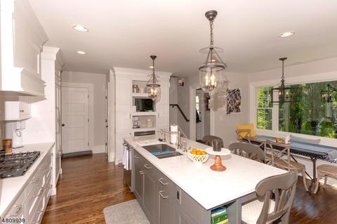 262 Grant Ave, Nutley, NJ 07110 photo 3