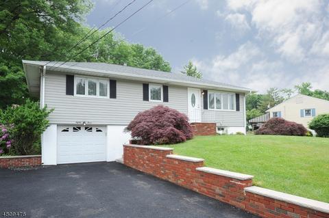 83 Farmingdale Rd, Wayne, NJ 07470 photo 2
