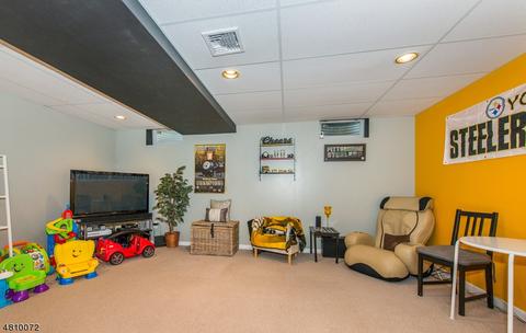 8212 Brittany Dr, Wayne, NJ 07470 photo 20