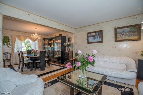 43 Allen Dr, Wayne, NJ 07470 photo 3