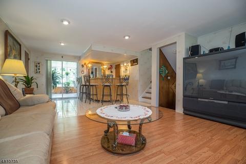 43 Allen Dr, Wayne, NJ 07470 photo 14