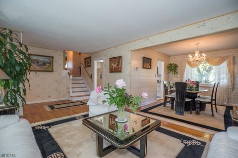 43 Allen Dr, Wayne, NJ 07470 photo 4