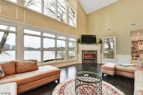 152 Pines Lake Dr, Wayne, NJ 07470 photo 10