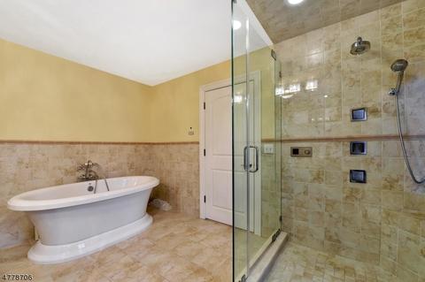 152 Pines Lake Dr, Wayne, NJ 07470 photo 19
