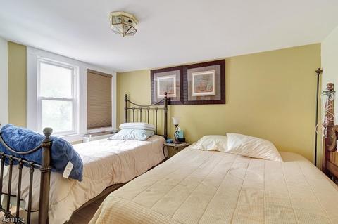 147 Berkeley Ave, Bloomfield, NJ 07003 photo 15