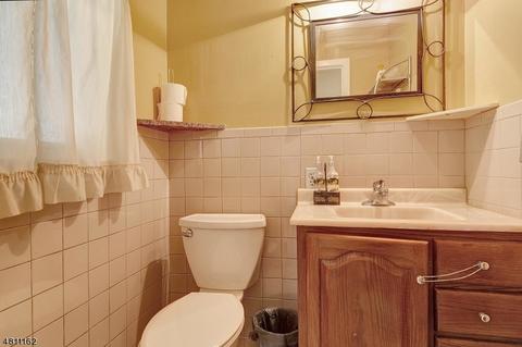 147 Berkeley Ave, Bloomfield, NJ 07003 photo 17