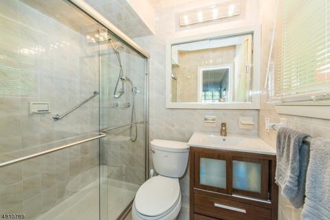 52 Brook St, Berkeley Heights, NJ 07922 photo 11