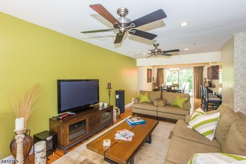 52 Brook St, Berkeley Heights, NJ 07922 photo 3