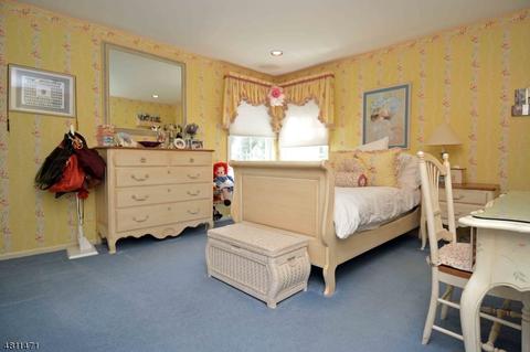 38 Cider Hl, Upper Saddle River, NJ 07458 photo 18