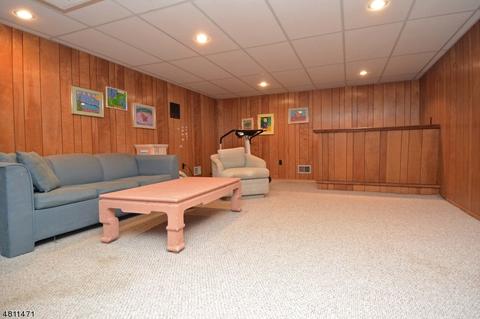 38 Cider Hl, Upper Saddle River, NJ 07458 photo 21