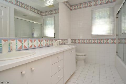 38 Cider Hl, Upper Saddle River, NJ 07458 photo 20