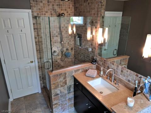8 Avon Rd, Clark, NJ 07066 photo 11