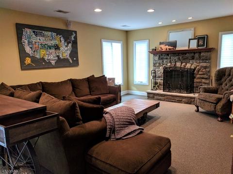 8 Avon Rd, Clark, NJ 07066 photo 7