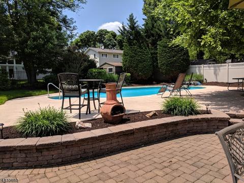 8 Avon Rd, Clark, NJ 07066 photo 18