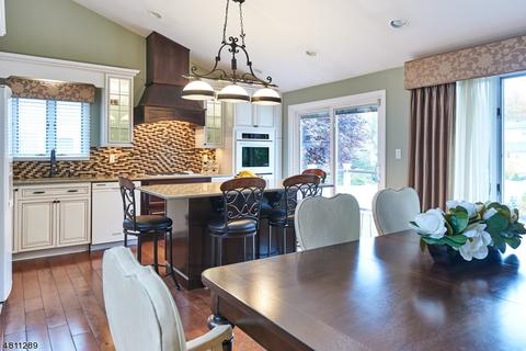 10 Hemlock Ter, Springfield, NJ 07081 photo 5