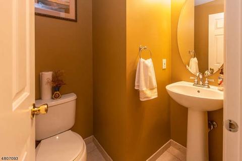 125 Rock Rd, Wayne, NJ 07470 photo 8
