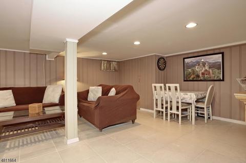 115 Ridgewood Ave, Paramus, NJ 07652 photo 19