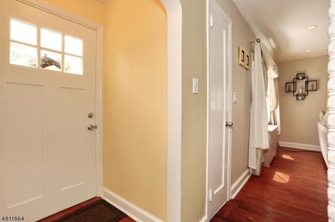 115 Ridgewood Ave, Paramus, NJ 07652 photo 2