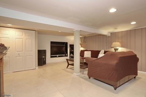 115 Ridgewood Ave, Paramus, NJ 07652 photo 18