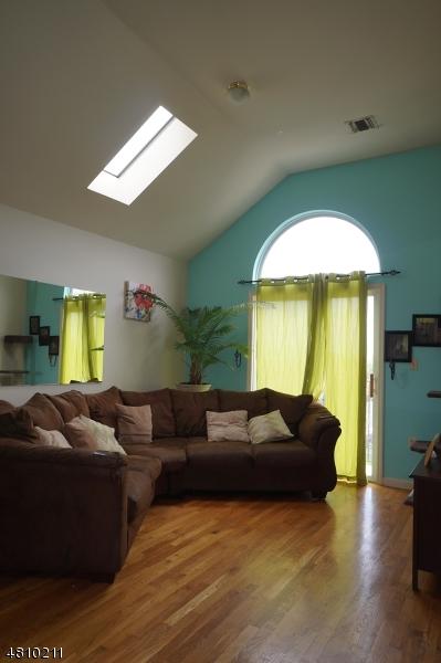 439 Maple Ave, Elizabeth, NJ 07202 photo 8