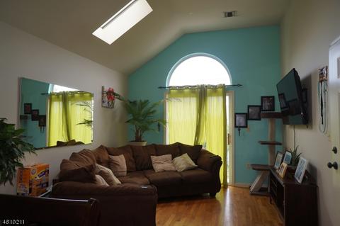 439 Maple Ave, Elizabeth, NJ 07202 photo 9