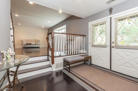 29 Ned Rd, Wayne, NJ 07470 photo 2