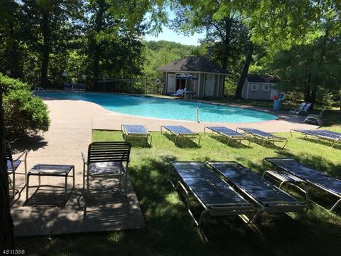 6 Coniston Ct, Wayne, NJ 07470 photo 16