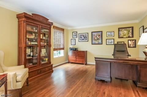 2 Heath Dr, Basking Ridge, NJ 07920 photo 3