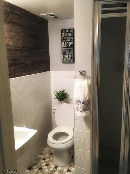  33 Valley Rd, Nutley, NJ 07110 photo 3