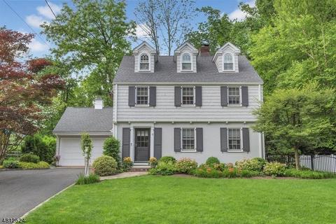 19 Colony Dr, Summit, NJ 07901 photo 2