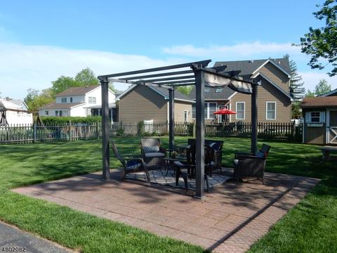 68 Cornell Dr, Clark, NJ 07066 photo 18