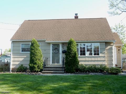 68 Cornell Dr, Clark, NJ 07066 photo 2