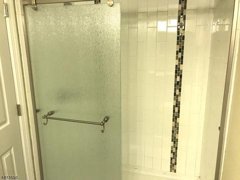 375 9th St, Fairview, NJ 07022 photo 9