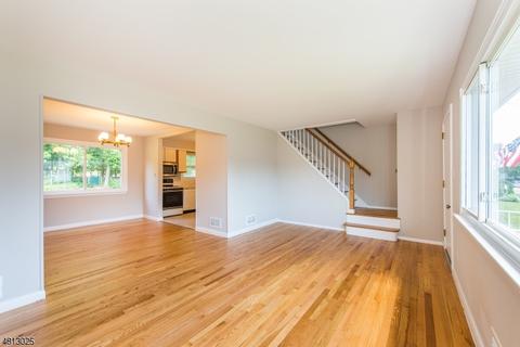 47 Hamilton Ave, Wayne, NJ 07470 photo 2