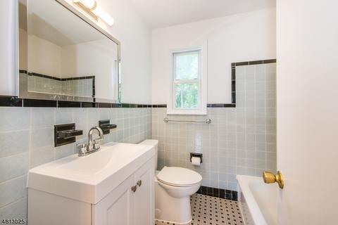 47 Hamilton Ave, Wayne, NJ 07470 photo 12
