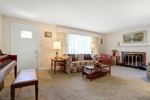 151 Salter St, Springfield, NJ 07081 photo 4