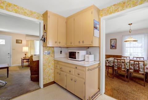 151 Salter St, Springfield, NJ 07081 photo 9