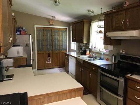 155 Maple Rd, Franklin, NJ 07416 photo 3