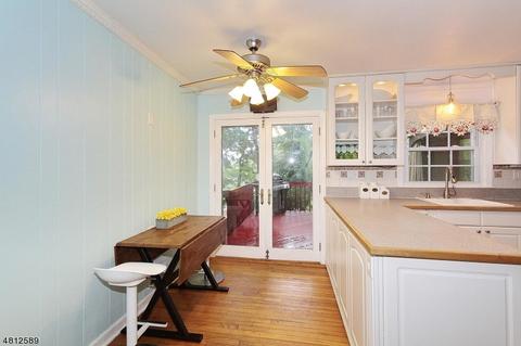 96 Johnston Drive Ext, North Plainfield, NJ 07060 photo 9