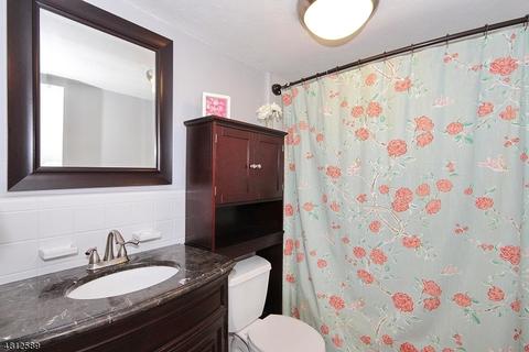 96 Johnston Drive Ext, North Plainfield, NJ 07060 photo 18
