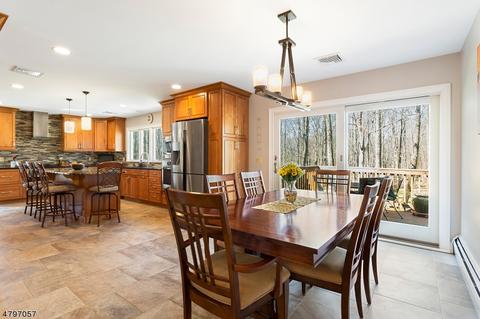 32 Pin Oak Rd, Montgomery, NJ 08558 photo 4