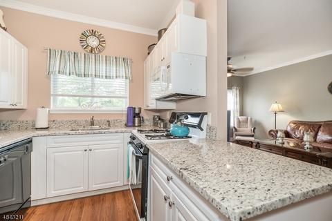 1108 Brittany Dr, Wayne, NJ 07470 photo 10