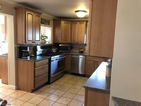 18 Wendt Ln, Wayne, NJ 07470 photo 5