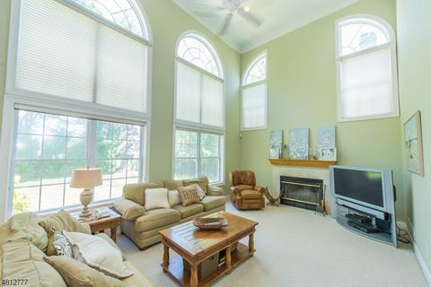 24 Verkade Dr, Wayne, NJ 07470 photo 2