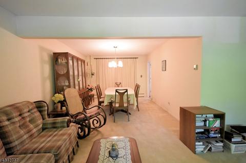 699 Indian Rd, Wayne, NJ 07470 photo 7