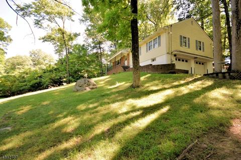 699 Indian Rd, Wayne, NJ 07470 photo 1